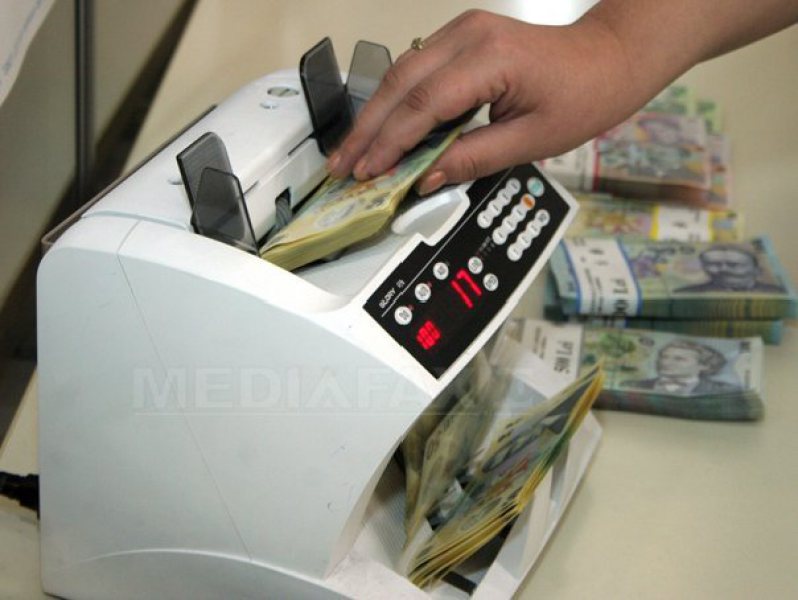Cotele defalcate din impozitul pe venit care se transferă bugetelor locale cresc la 100% pentru a compensa diminuarea cotei de impozitare de la 16 la 10% Cotele defalcate din impozitul pe venit care se transferă bugetelor locale cresc la 100% pentru a compensa diminuarea cotei de impozitare de la 16 la 10%