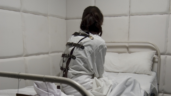 Mureș: Pacienți tratați la grămadă din cauza lipsei de dotări din spitalele de psihiatrie Mureș: Pacienți tratați la grămadă din cauza lipsei de dotări din spitalele de psihiatrie
