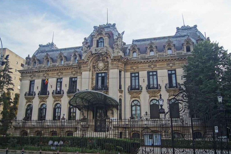 Casele din Bucureşti vorbesc la Radio România Cultural. Proiect dedicat Anului Centenar