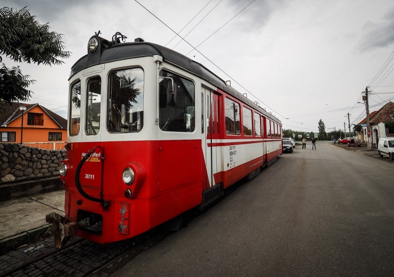 Primul tramvai turistic din ţară, repus pe şine după şapte ani