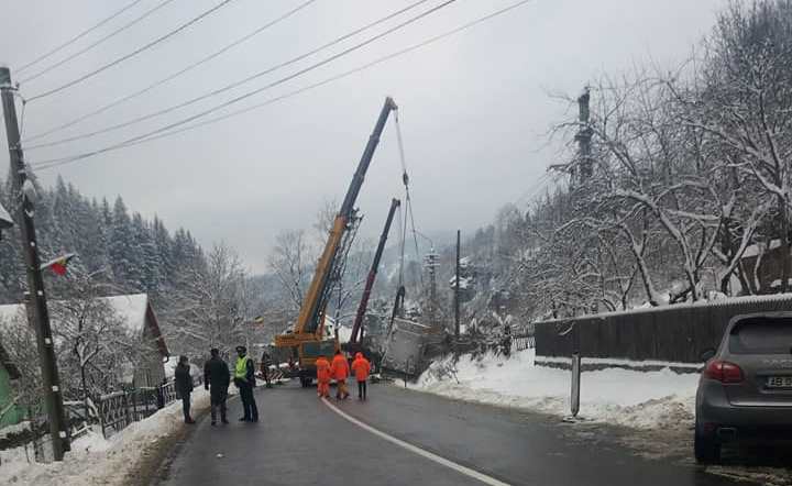 Traficul pe DN 15 este oprit