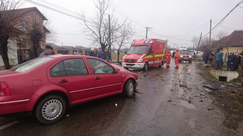 Circulație blocată în Sântana de Mureș