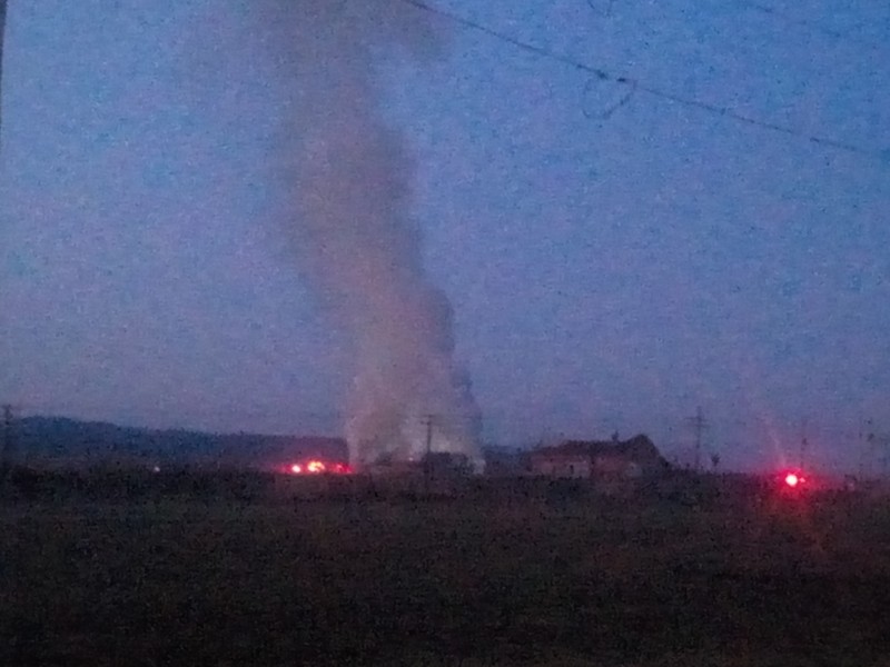 Încă un incendiu stins de pompierii mureșeni