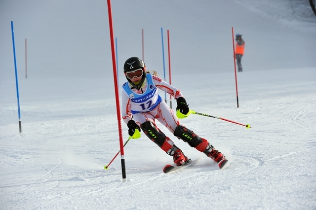 Cea mai mare competiție de schi alpin din România, în Poiana Brașov