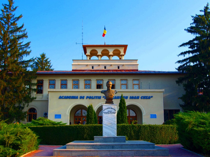 Verificări la Academia de Poliție