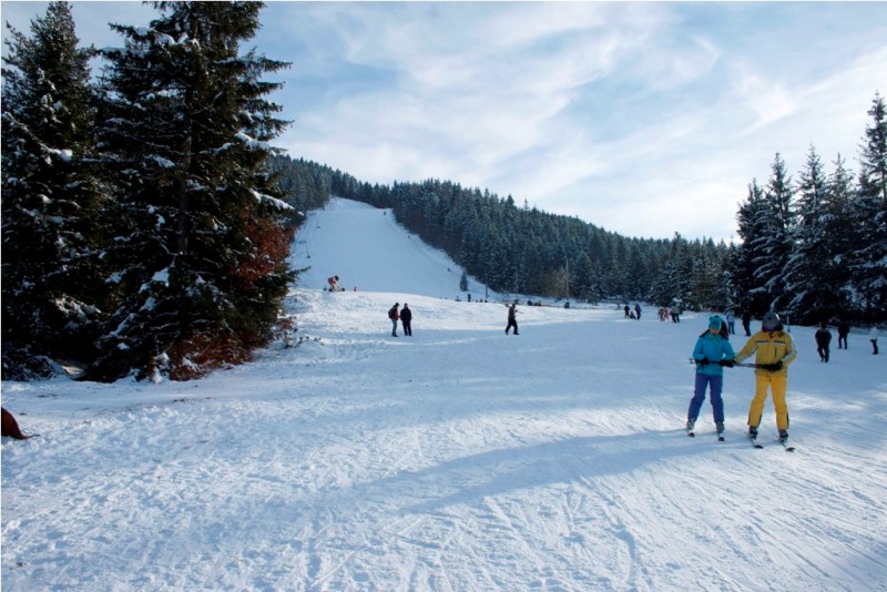 Condiţii bune pentru practicarea sporturilor de iarnă în Harghita
