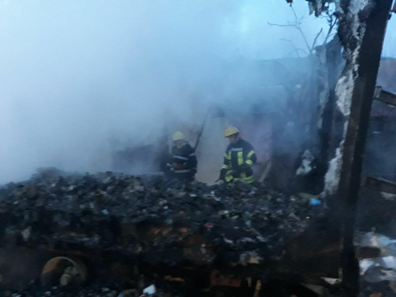 UPDATE: Accidentul de azi noapte, în urma căruia un tir încărcat cu ciocolată a ars în totalitate, s-a produs pe fondul oboselii la volan