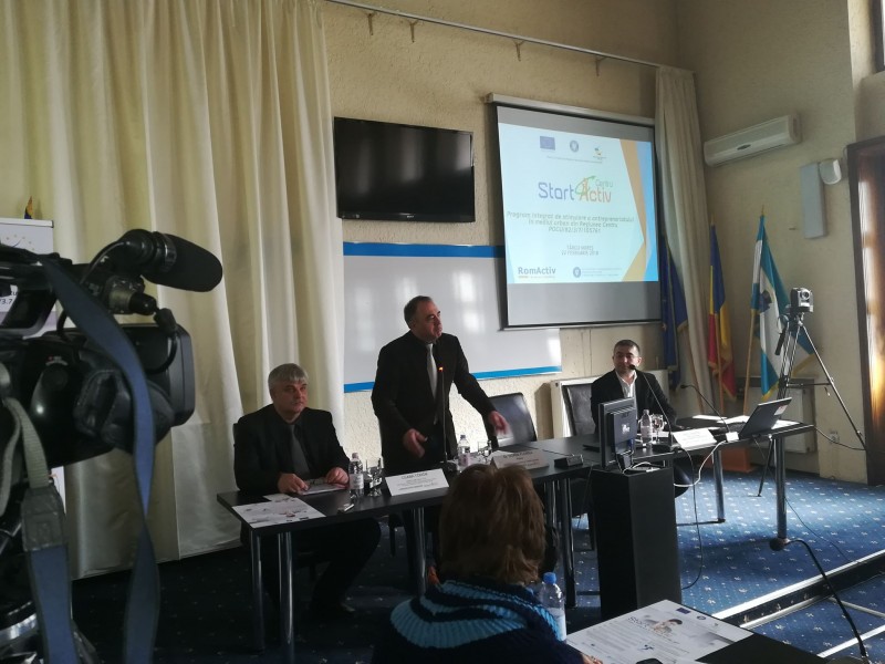 Românii au idei de afaceri, vor să le pună pe picioare, dar nu au bani