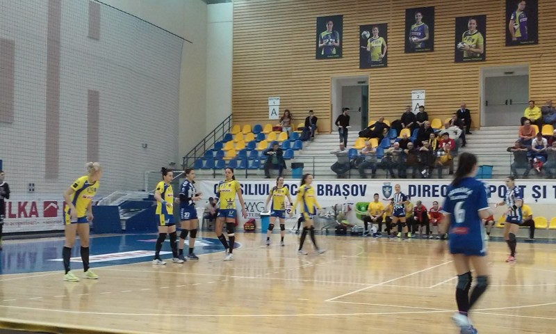 Handbalistele de la Corona Brașov au pierdut, surprinzător, acasă: 27-30, cu CSM Slatina!