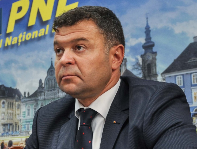 Moţiune simplă împotriva Ministrului Muncii
