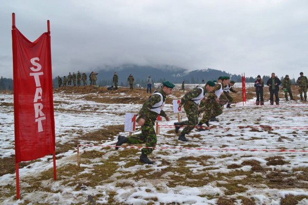 La Predeal se desfășoară Alpiniada Vânătorilor de Munte