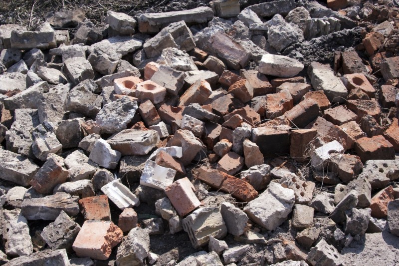 Primarul Dorin Florea vrea să construiască o groapă pentru deșeurile din construcții Primarul Dorin Florea vrea să construiască o groapă pentru deșeurile din construcții