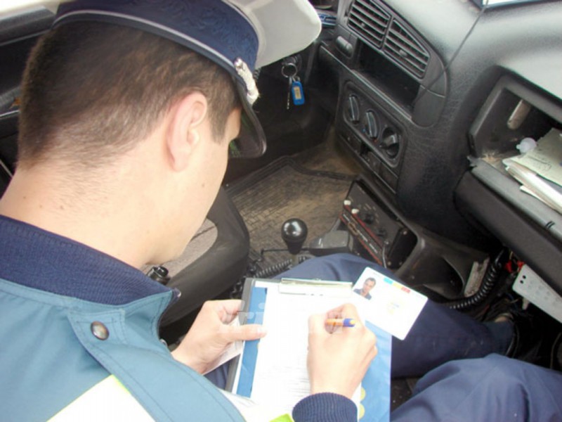 Tânăr din Sighișoara prins la volan fără permis de conducere