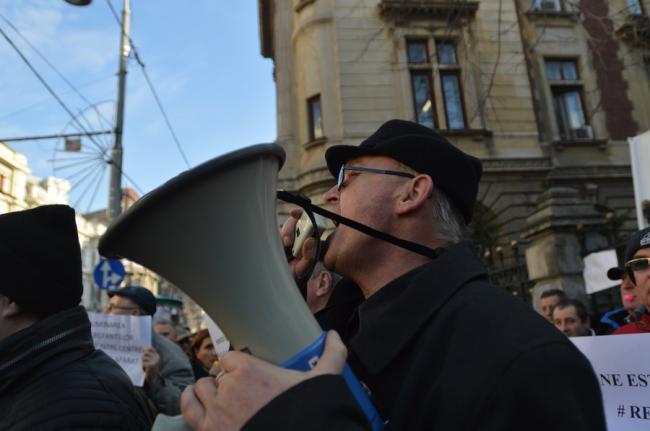Sindicatele din APIA ameninţă cu ample mişcări sindicale
