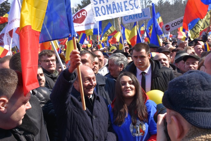 Băsescu: Parlamentele României şi Republicii Moldova să voteze Unirea