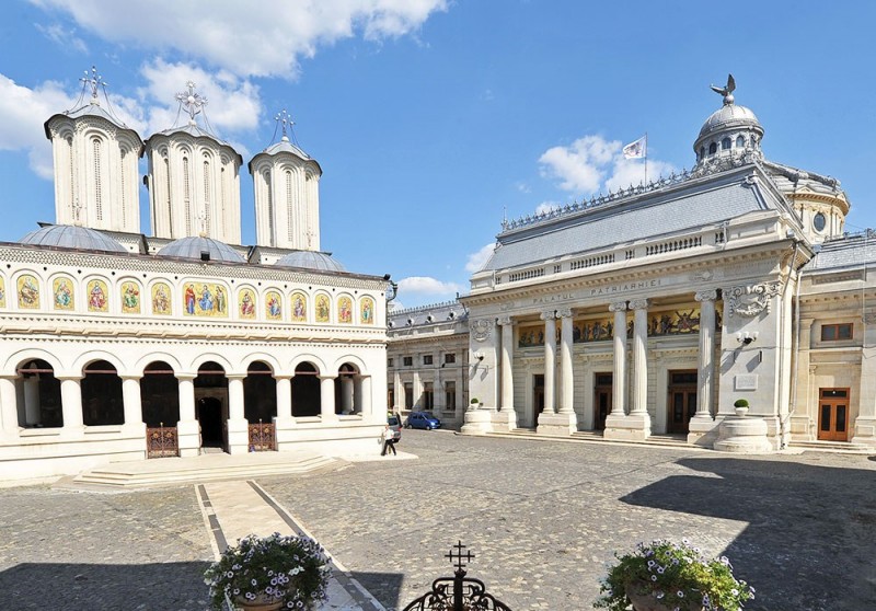 Patriarhia Română sprijină sinistrații din Grecia