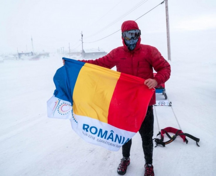 Maratonistul Tibi Uşeriu a luat startul în Ultramaratonul Everestului