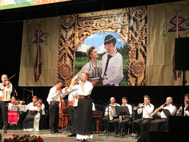 Festivalul „Flori din Țara Bârsei” și-a încununat câștigătorii