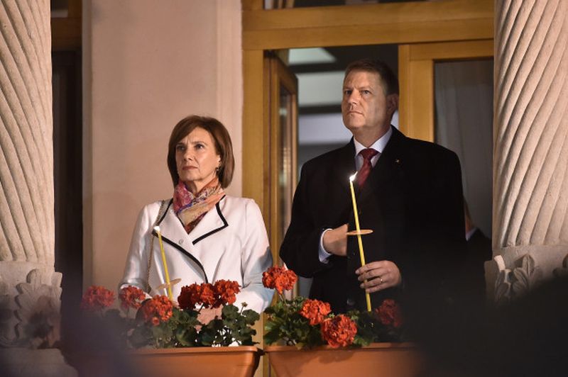 Preşedintele Klaus Iohannis, prezent la Sibiu la slujba de Florii Preşedintele Klaus Iohannis, prezent la Sibiu la slujba de Florii