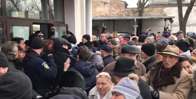Aproximativ o sută de persoane, prezente la procesul „Mineriadei”