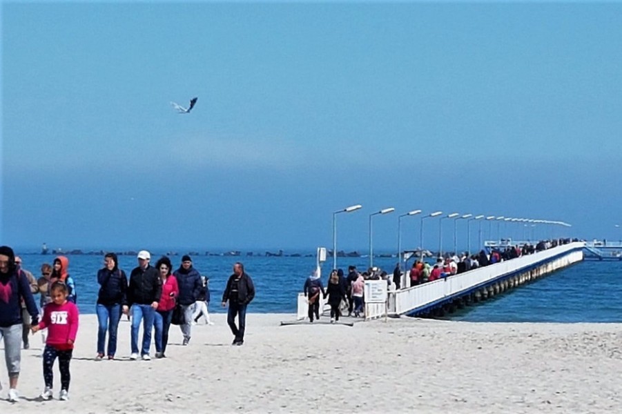 Românii petrec în minivacanţa de 1 mai