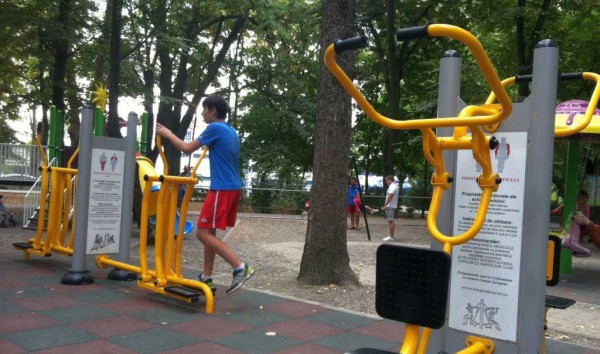 Brașovul va avea 25 de echipamente noi de fitness în aer liber