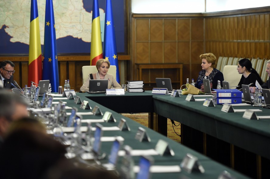 Măsuri pentru pentru integrarea în sistemul public educaţional, pe piaţa muncii şi în comunitate, a persoanelor cu dizabilităţi