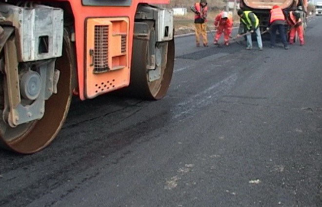 Încep lucrările de plombare a străzilor din Brașov