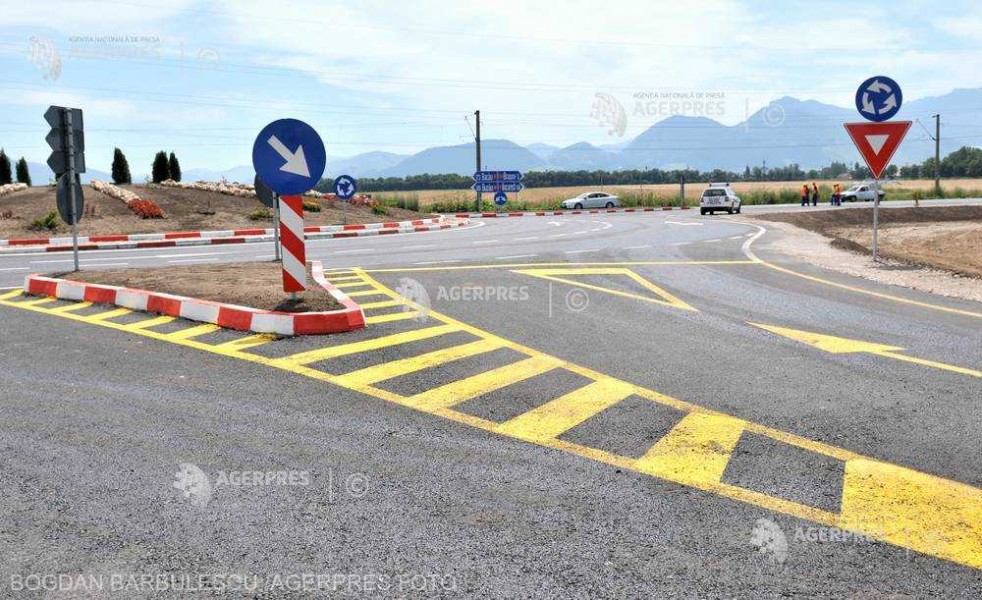 Partea carosabilă a drumurilor naţionale din Brașov, reparată printr-un contract de 2,2 milioane de lei