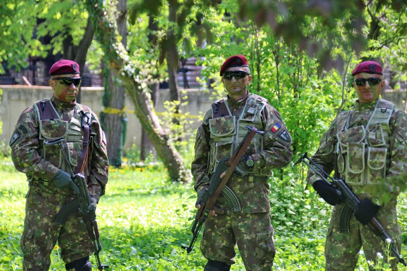 De Ziua Forţelor Terestre are loc un ceremonial militar şi religios, la Sibiu