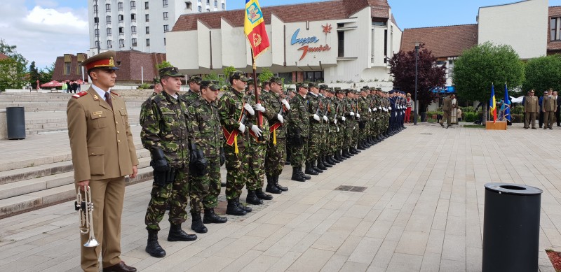 Veteranii de război mureșeni, onorați de zilele lor de naștere Veteranii de război mureșeni, onorați de zilele lor de naștere