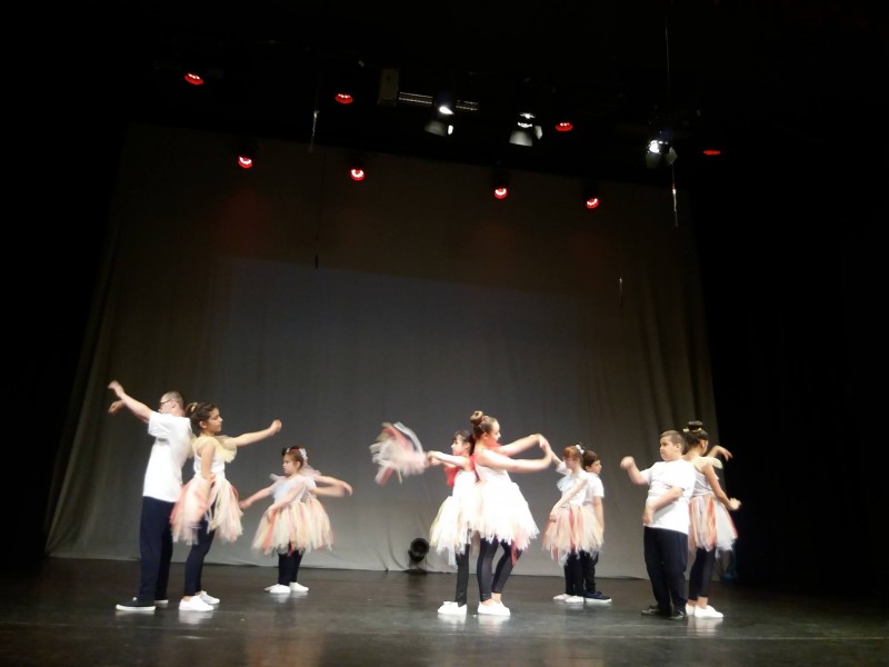 250 de elevi cu dizabilități, la Festivalul Național de Talente Artistice