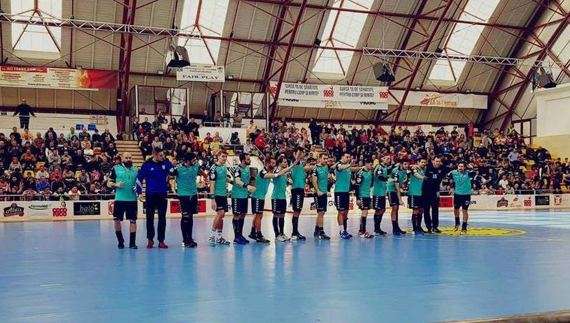 Steliştii, surpriză uriaşă la handbal