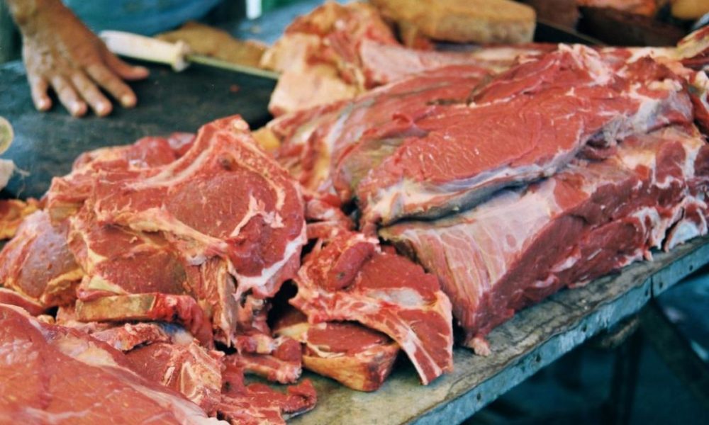 Amenzi de 48.000 de lei și 12 kg de alimente retrase de la consum, în Mureș