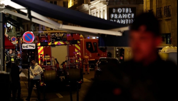 Atac cu cuţit la Paris: Atacatorul era cunoscut serviciilor de informaţii