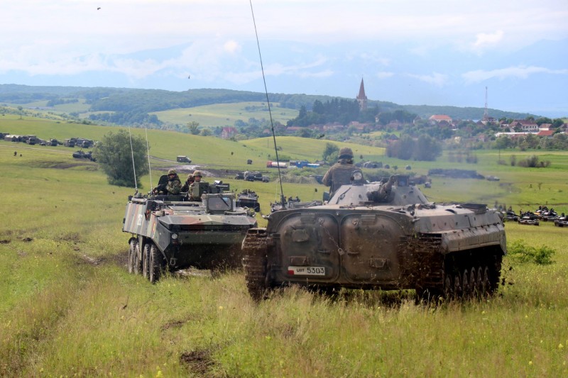 Exerciţiu multinational la Poligonul de la Cincu, din judeţul Braşov
