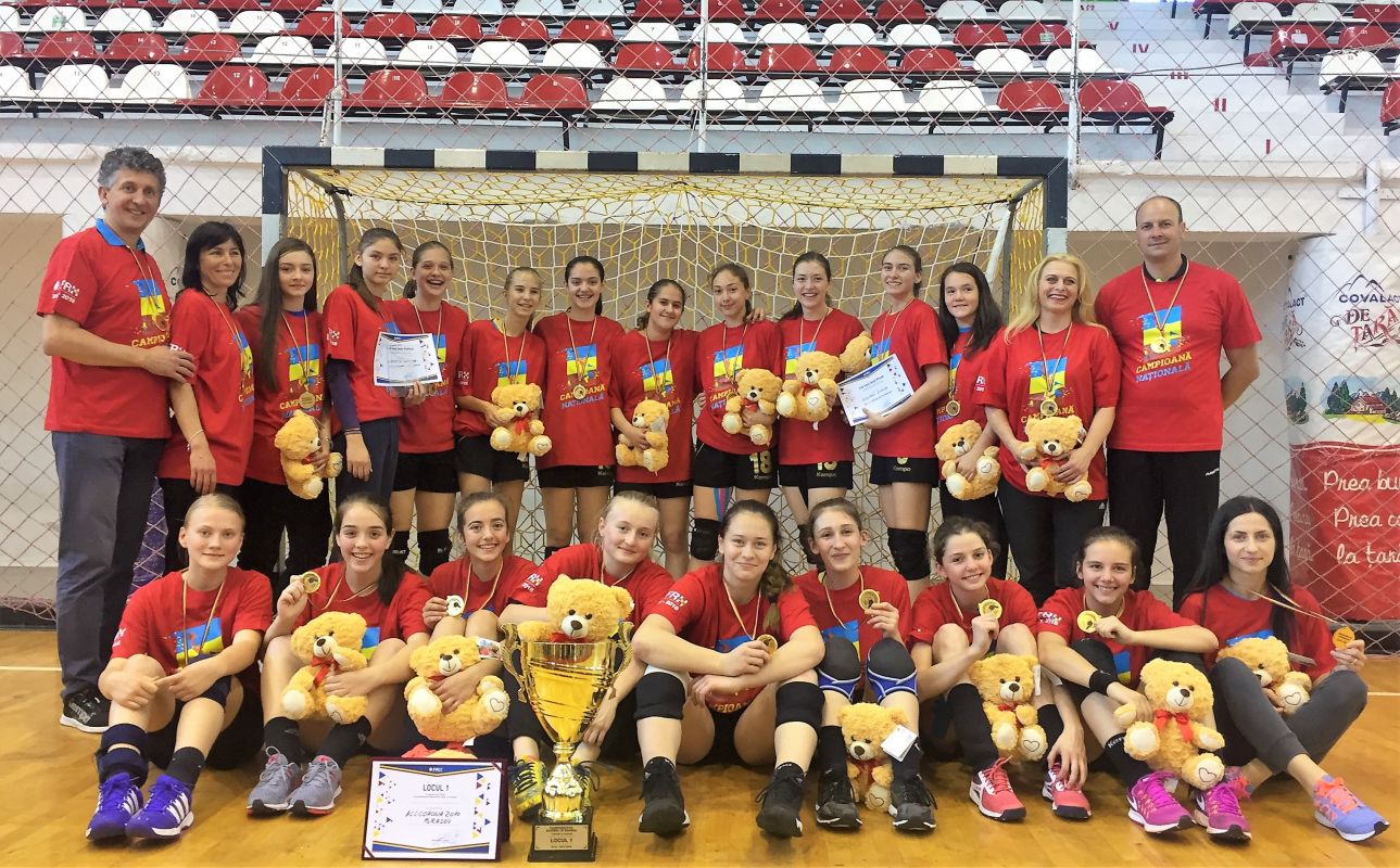 Corona Braşov a câștigat titlul național la handbal, junioare III