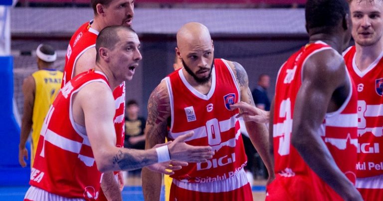 Oradea are 1-0 în finala masculină de baschet