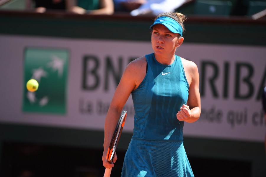 Halep și Buzărnescu, laureatele anchetelor WTA pe luna mai