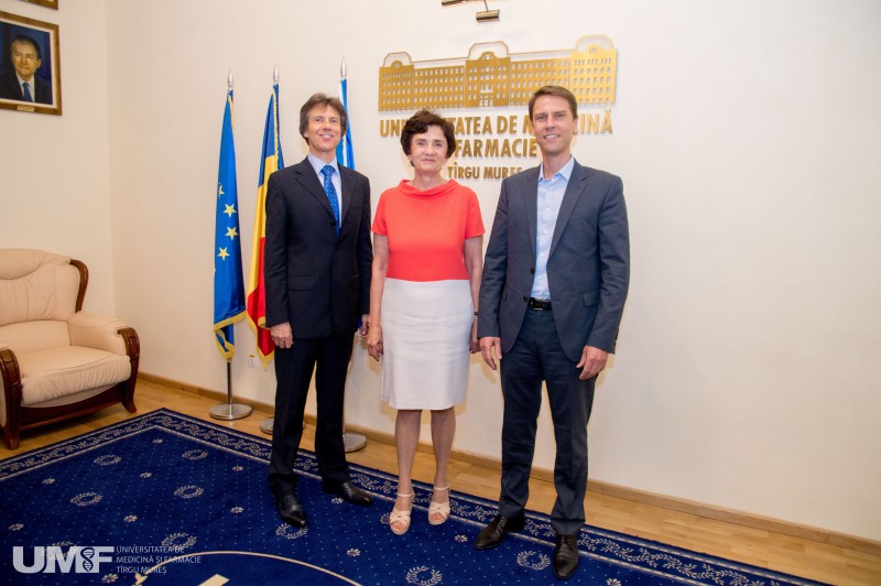 Consulul Germaniei la Sibiu, în vizită la UMF Tîrgu Mureș Consulul Germaniei la Sibiu, în vizită la UMF Tîrgu Mureș