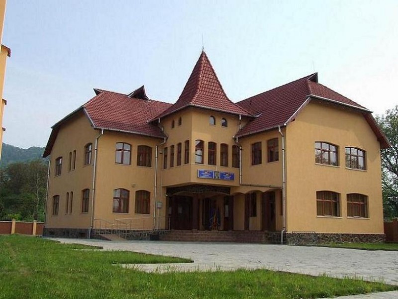 Primăria Hodac va extrage balast din râul Gurghiu