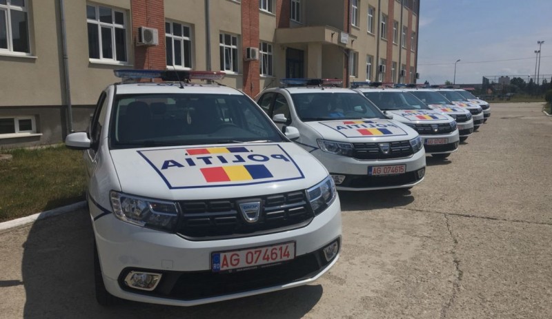 Şase autospeciale noi pentru polițiștii covăsneni