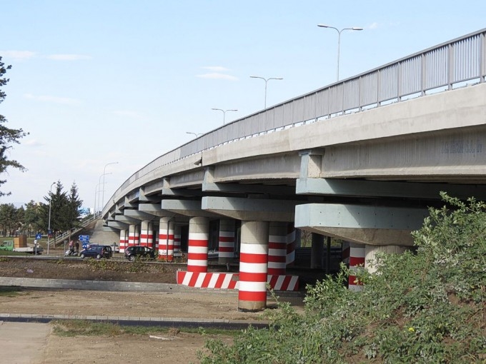 Vechiul pod al Pasajului Fartec din Brașov rămâne închis