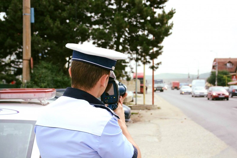 Poliţia Rutieră începe astăzi o amplă acţiune de prevenire a accidentelor la nivelul întregii ţări