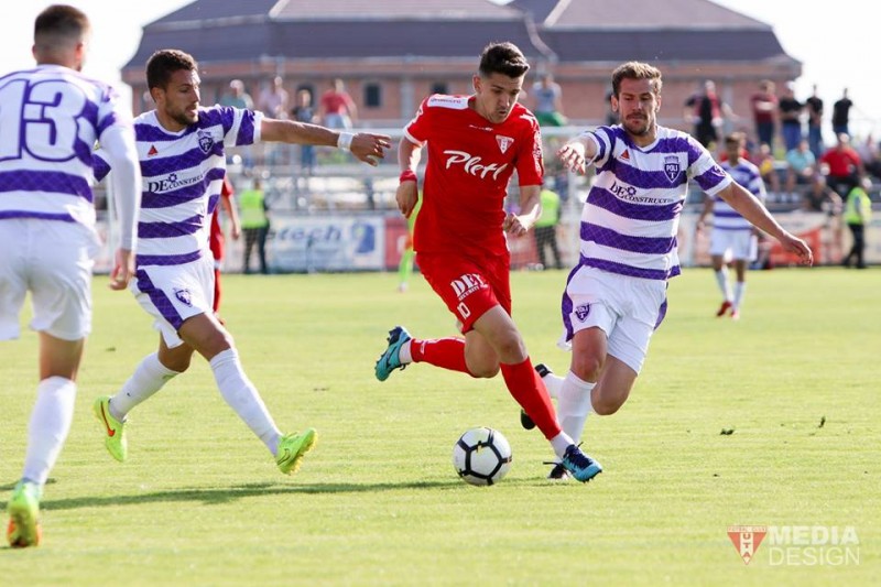 Joi se stabilește țintarul Ligii a II-a de fotbal