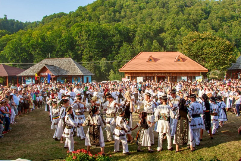 Comunitățile de pe Valea Gurghiului, în sărbătoare, sub auspiciile Centenarului Marii Uniri