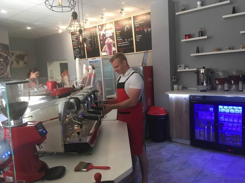 Afacere de succes cu aromă de cafea, prin Start-Up Nation