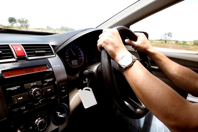 175 de mașini cu volanul pe dreapta înmatriculate în Mureș 175 de mașini cu volanul pe dreapta înmatriculate în Mureș