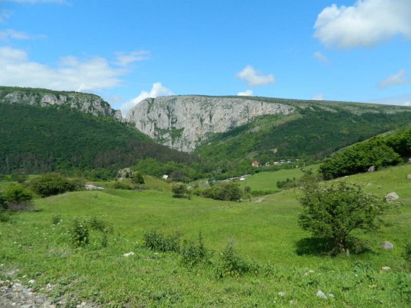 Vremea va fi în general frumoasã şi caldã