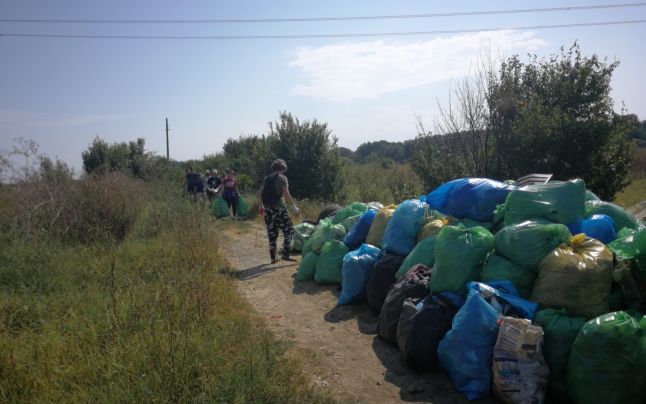 12.000 de mureșeni și 20.000 de saci strânși cu gunoaie, bilanțul campaniei ”Let’s do it”